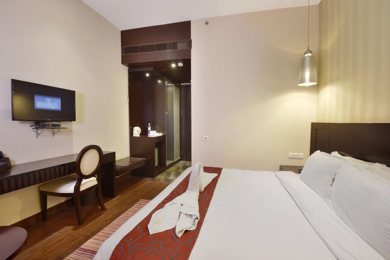 Hotel Five Elements Delhi- North Avenue