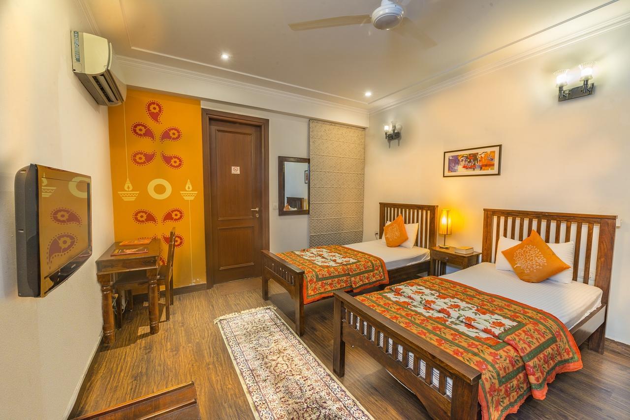 Bed & Breakfast Tree Of Life