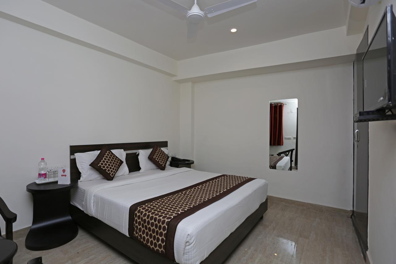 Airport Heights Hotel