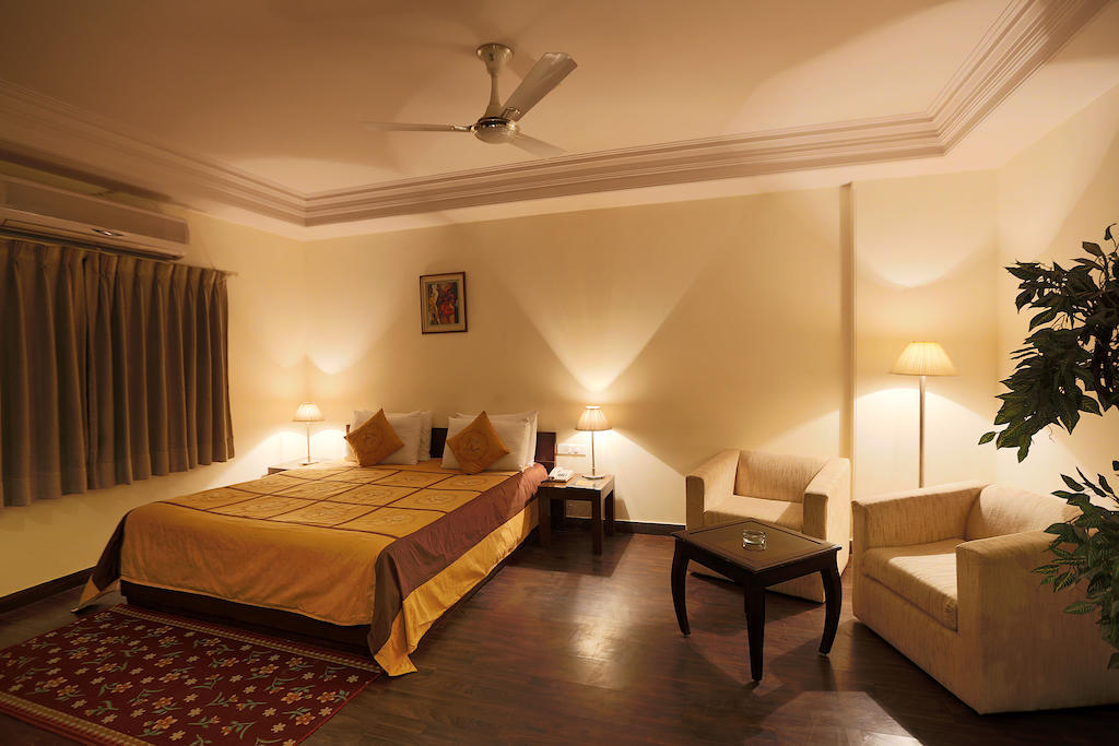 Hotel The Class, Delhi Airport New Delhi