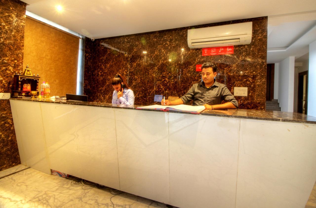 Almati - Near Delhi Airport Hotel 3*