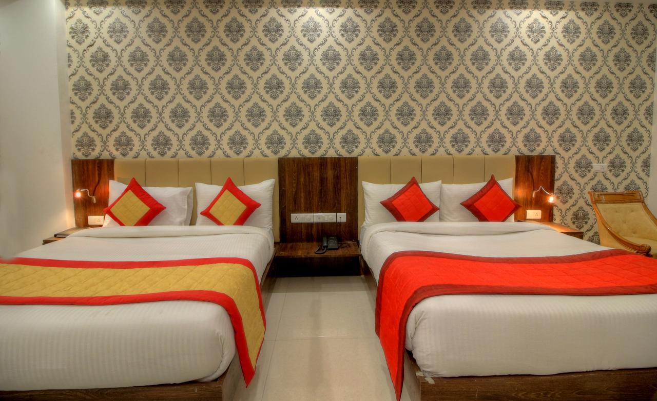 Almati - Near Delhi Airport 3*