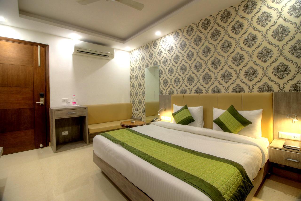 Almati - Near Delhi Airport 3*