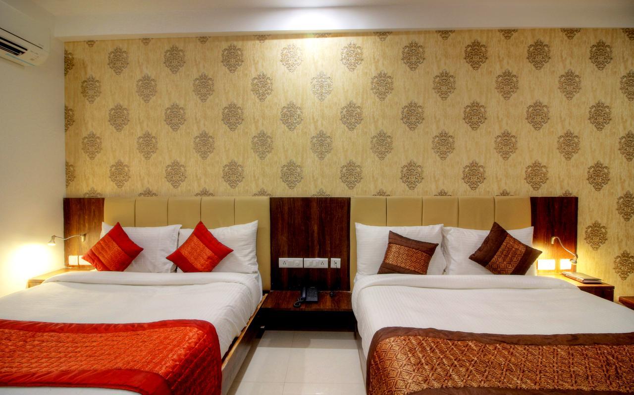 Almati - Near Delhi Airport 3*