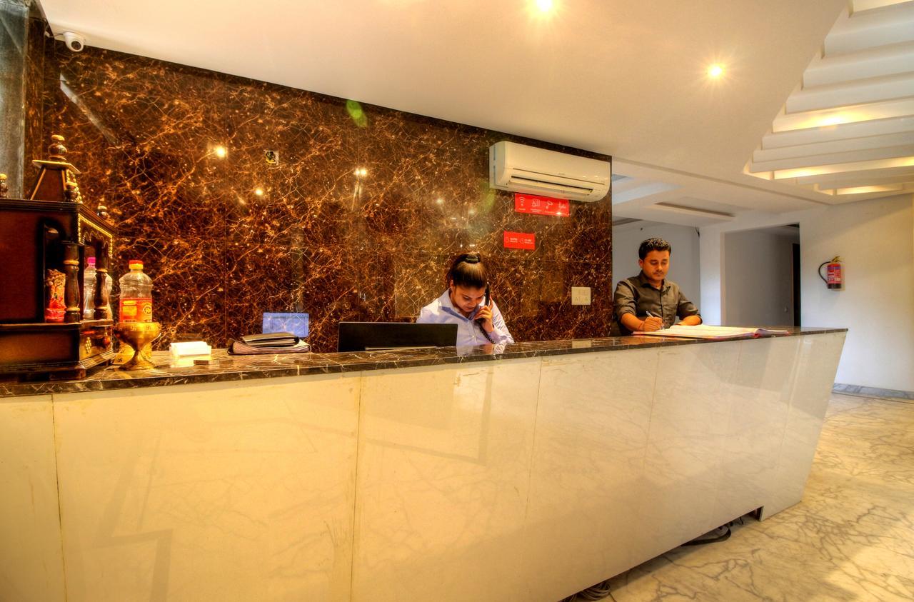 Almati - Near Delhi Airport Hotel