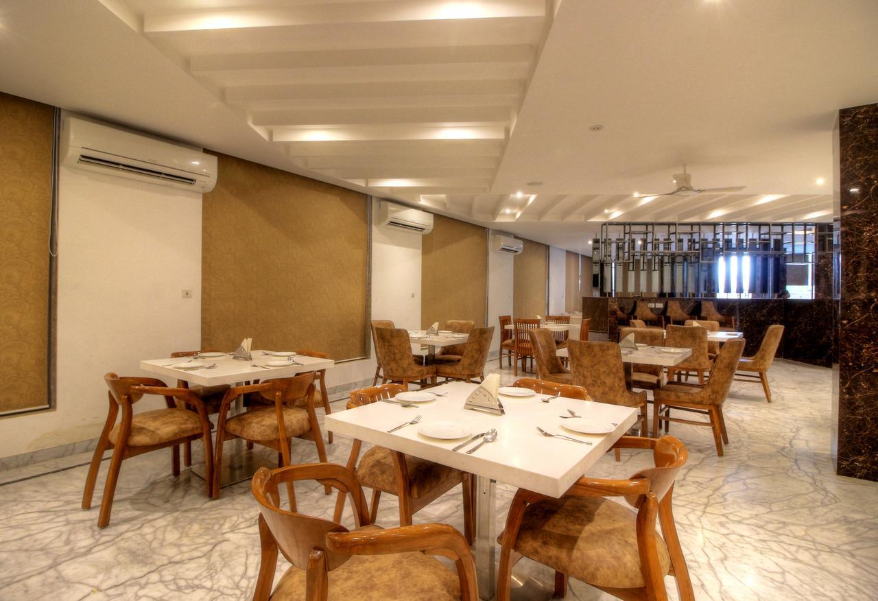 Hotel Almati - Near Delhi Airport Nova Deli