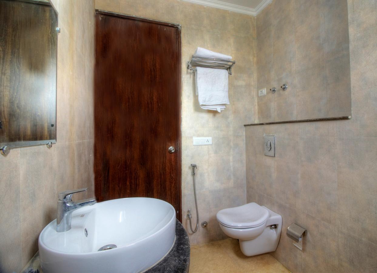 Almati - Near Delhi Airport 3*