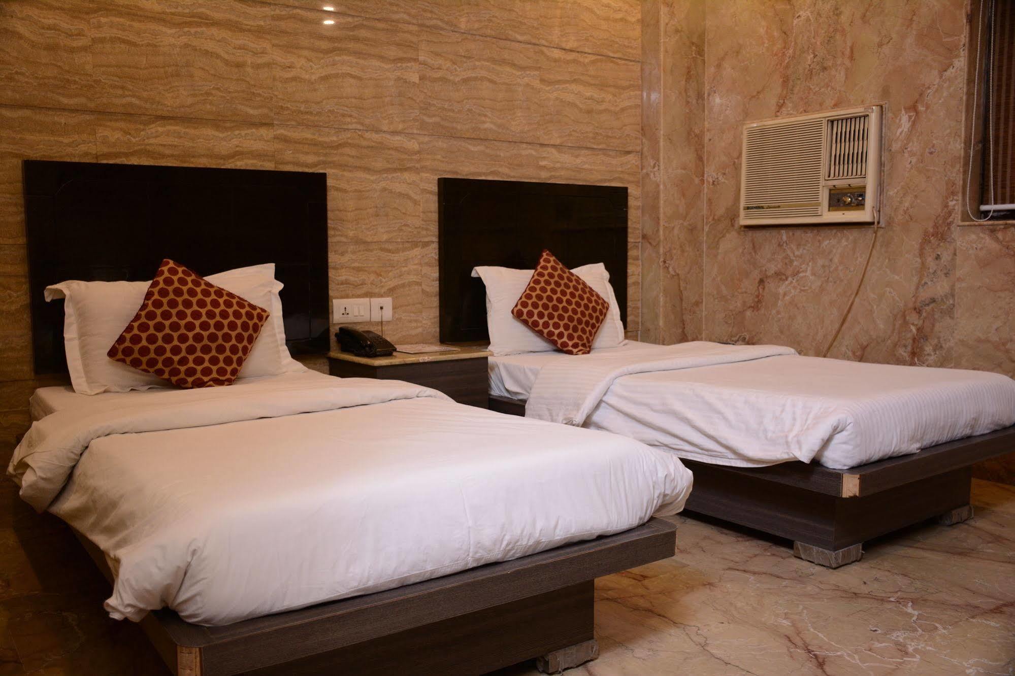 Hotel Maank 3*