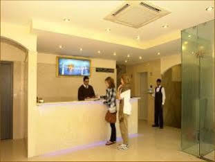Maank Hotel 3*