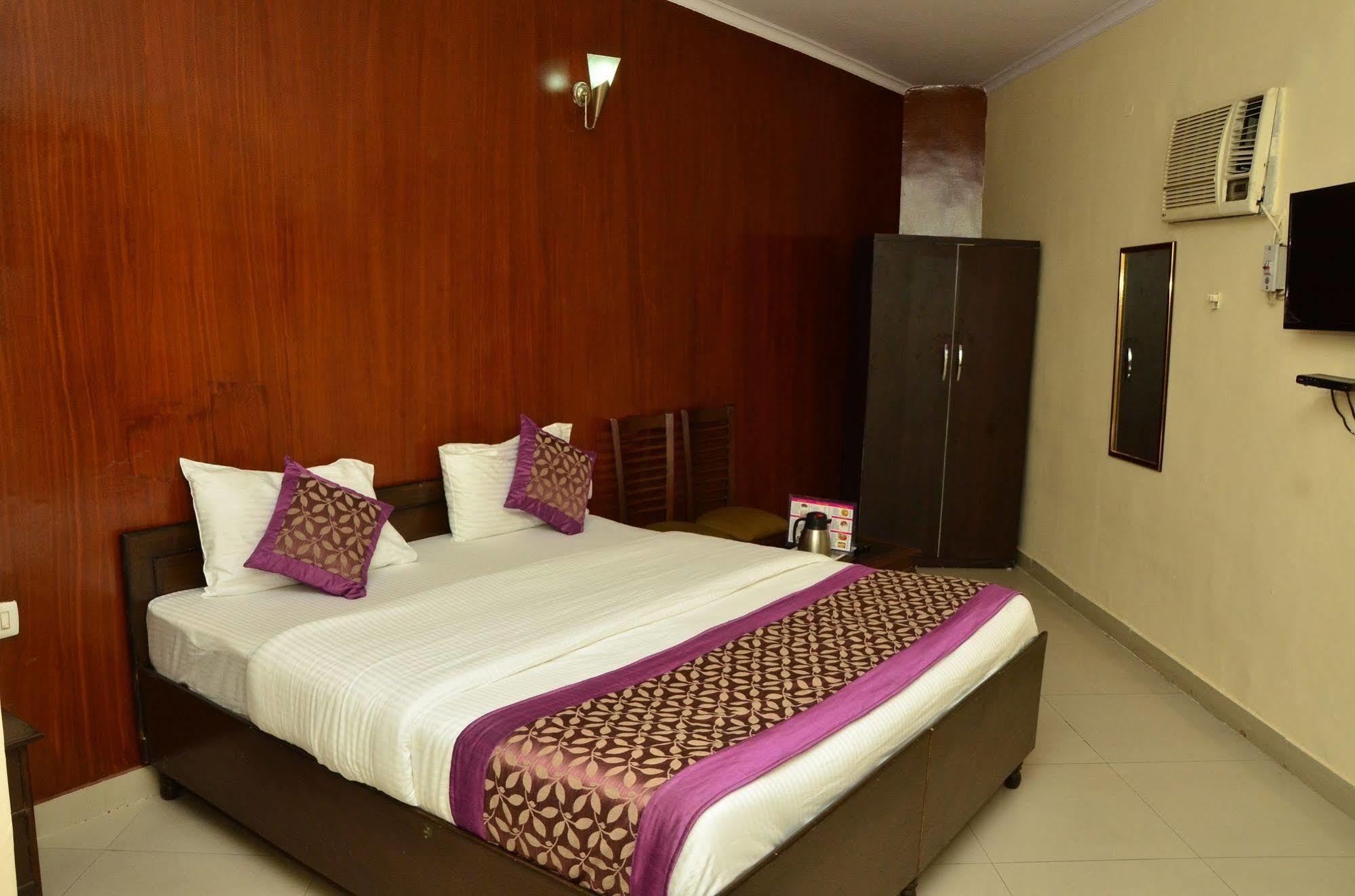 O Global New Delhi