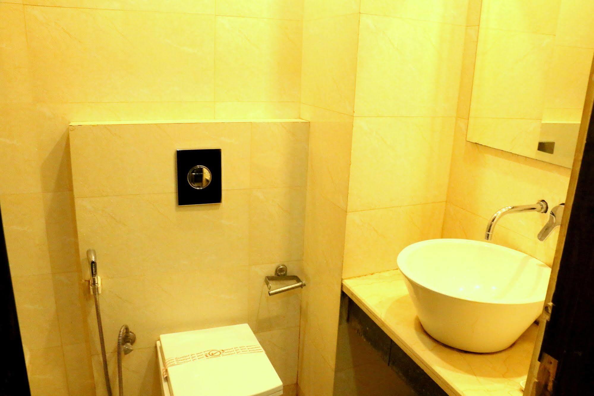 Benz International 3* Delhi (National Capital Territory of India)