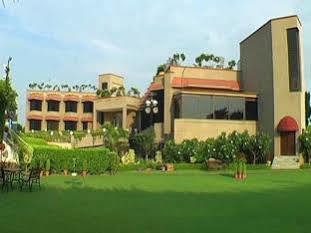 The Claremont & Convention Centre New Delhi