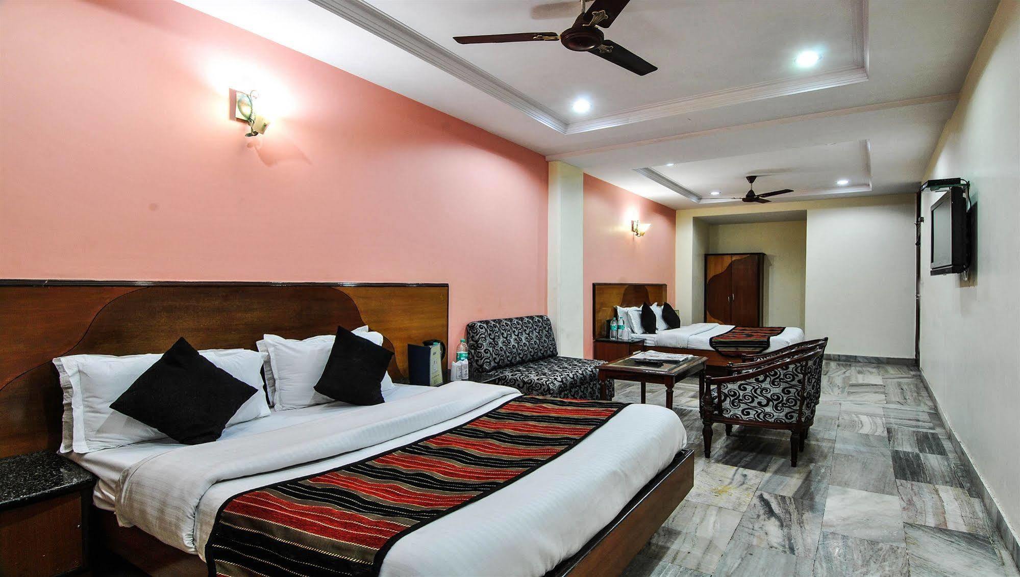 O Paharganj Near Railway Station Formerly Chand Palace Hotel