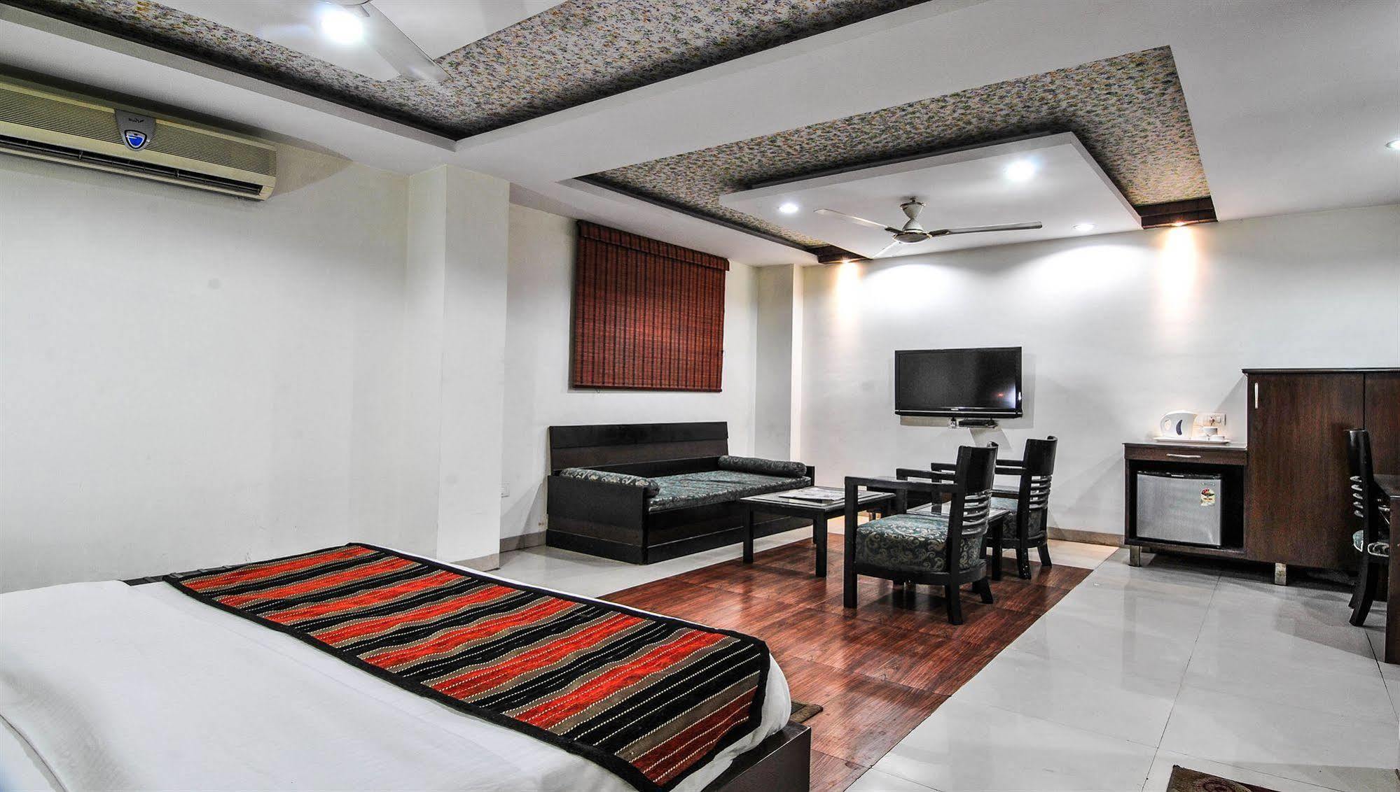 O Paharganj Near Railway Station Formerly Chand Palace