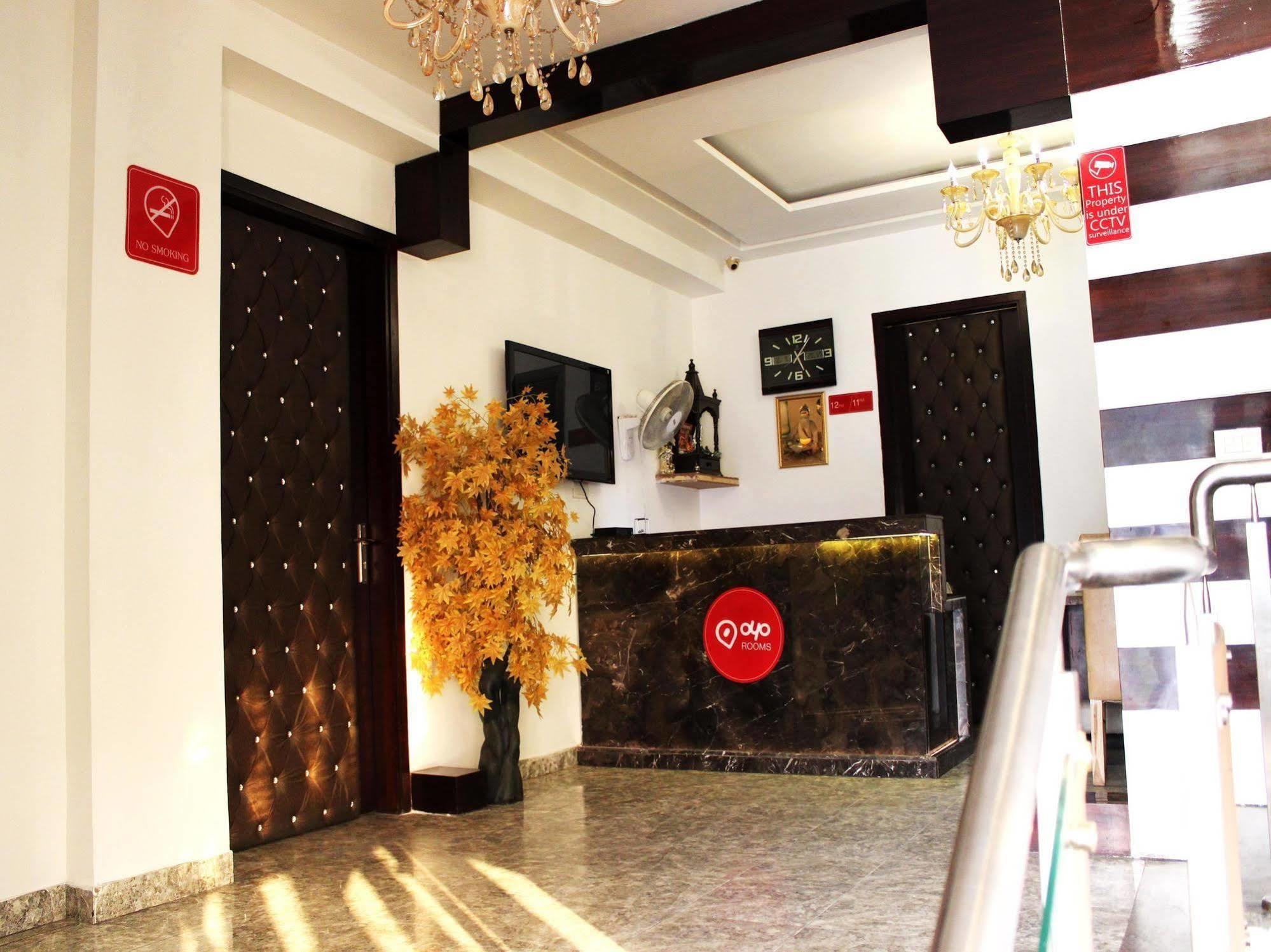 Fabhotel Royal Mirage I 3*
