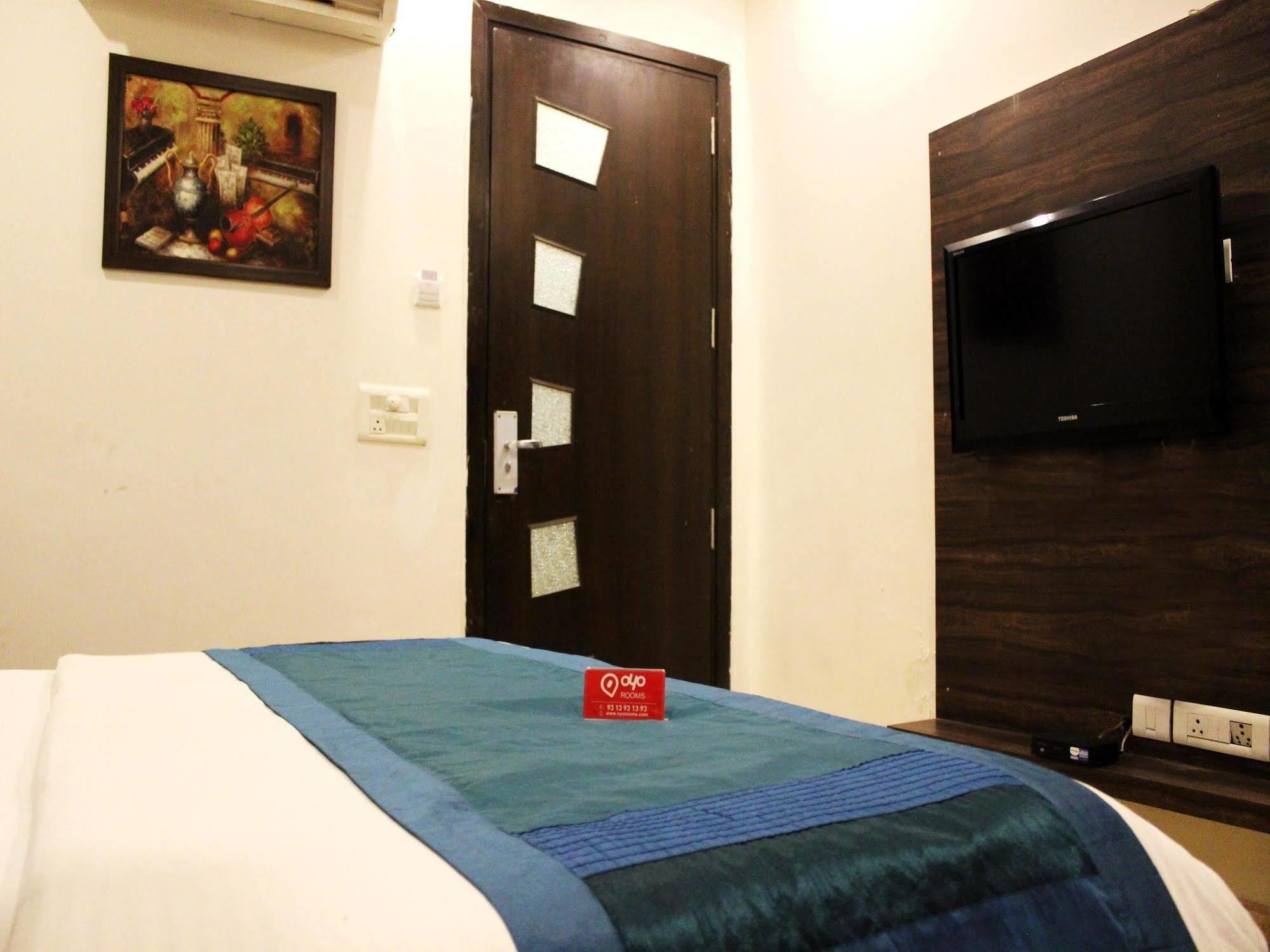 Fabhotel Royal Mirage I 3*