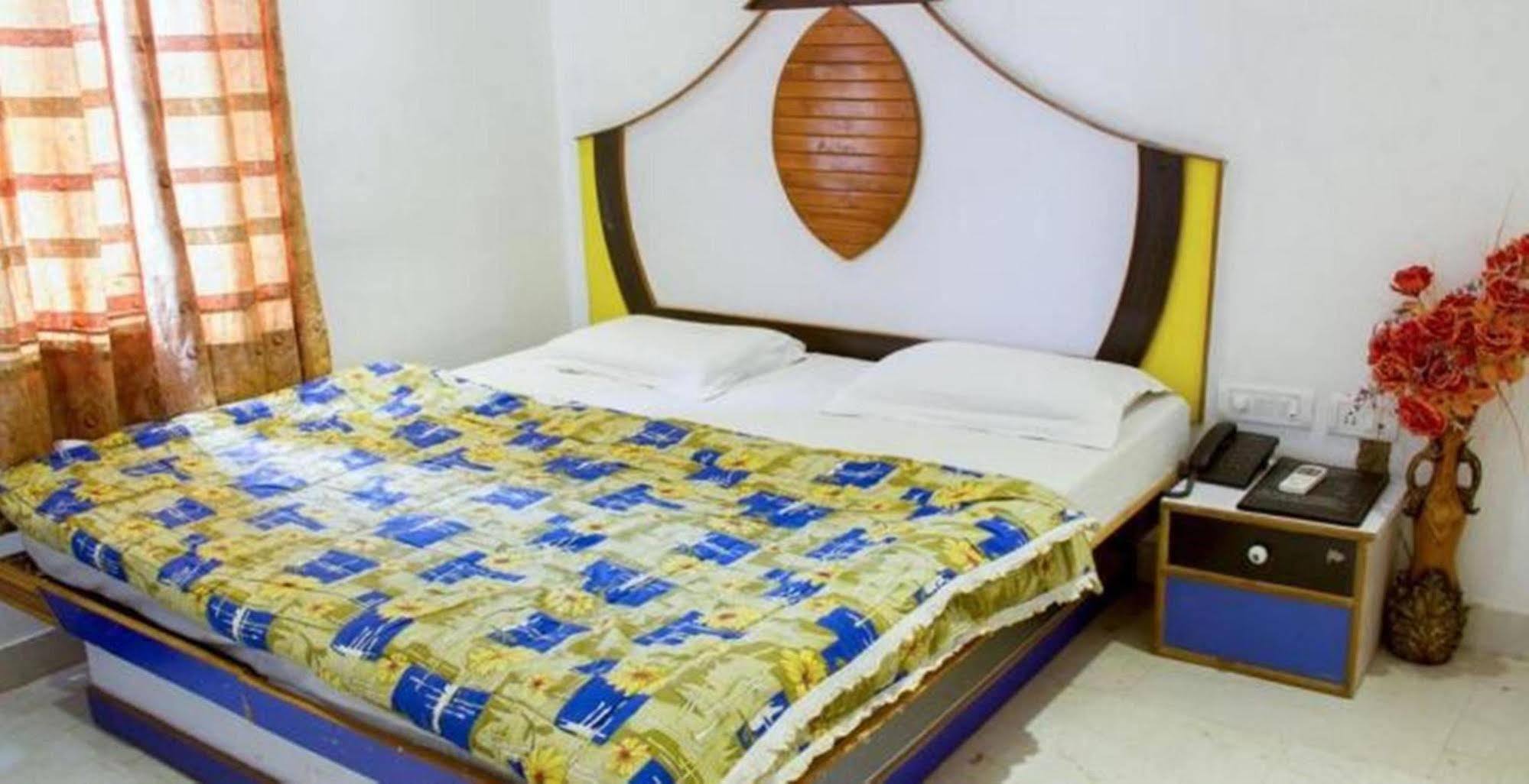 Anoop Hotel New Delhi