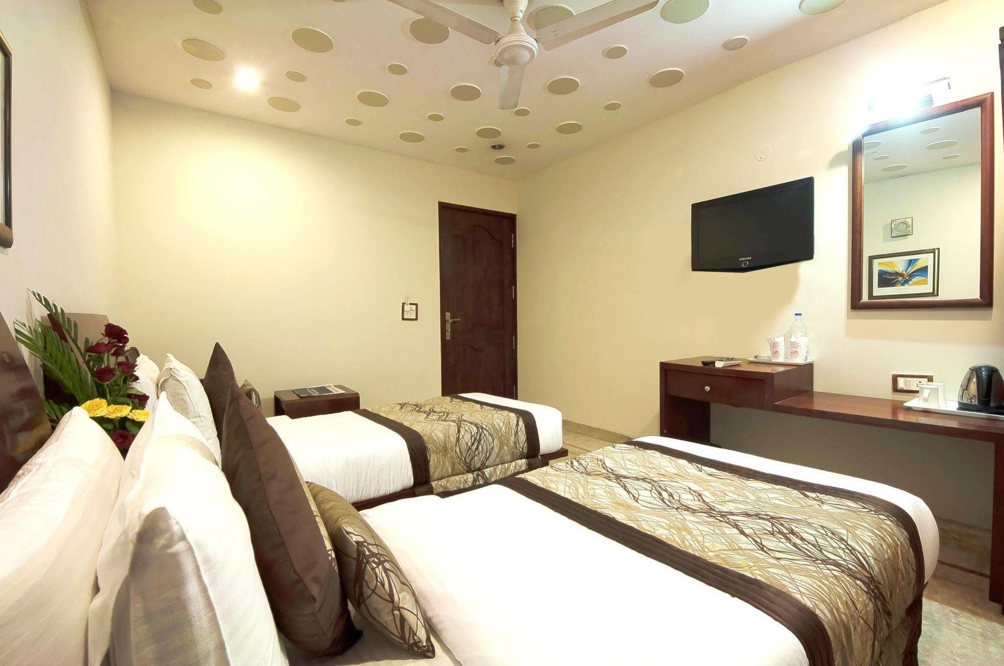 Hotel Suncity Delhi (National Capital Territory of India)