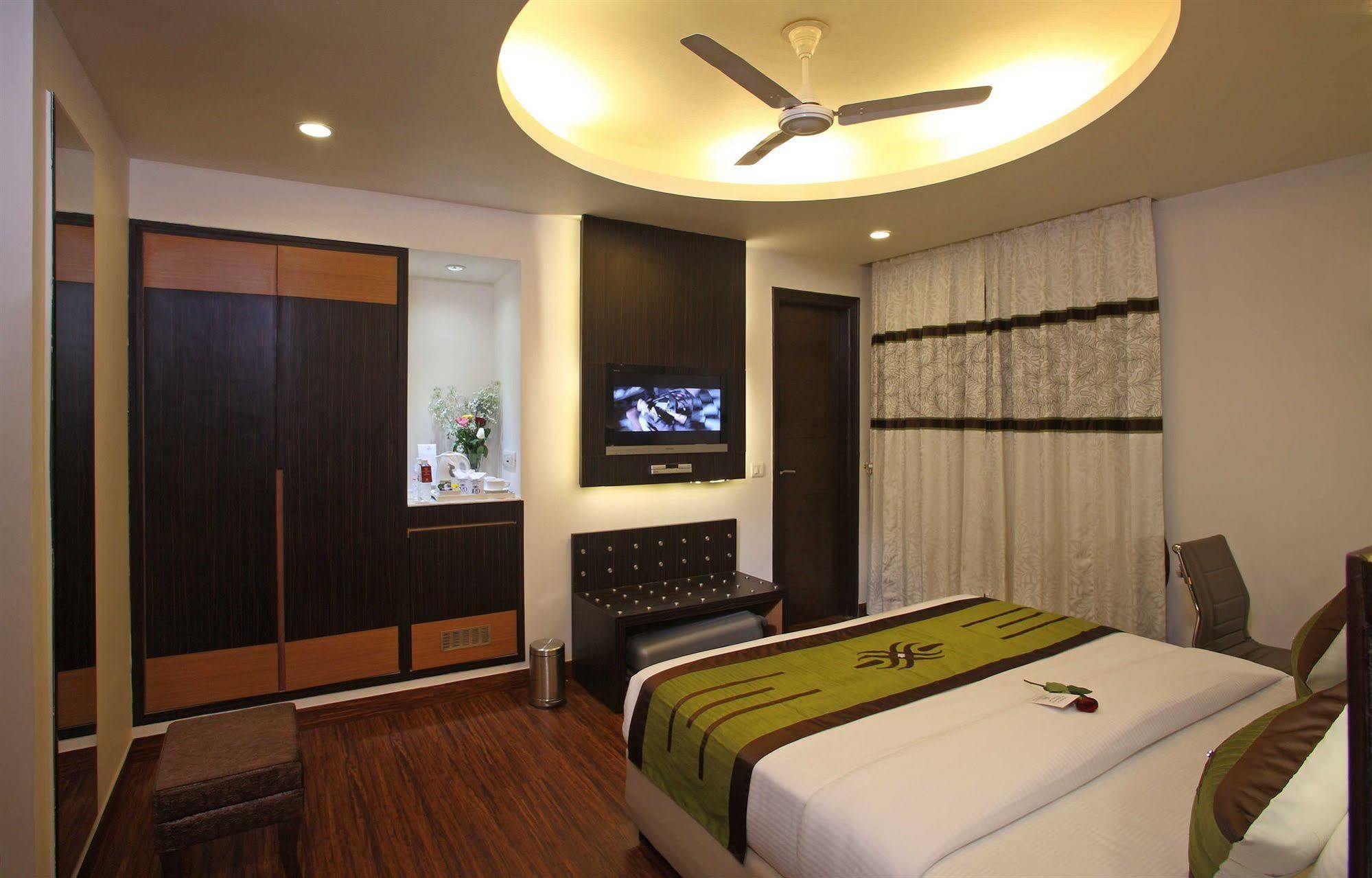 Jrd Luxury-business