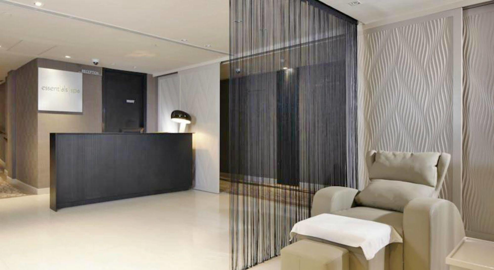 Hotel Express International Airport T3 By Ihg