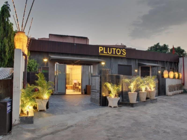 Hotel Pluto's