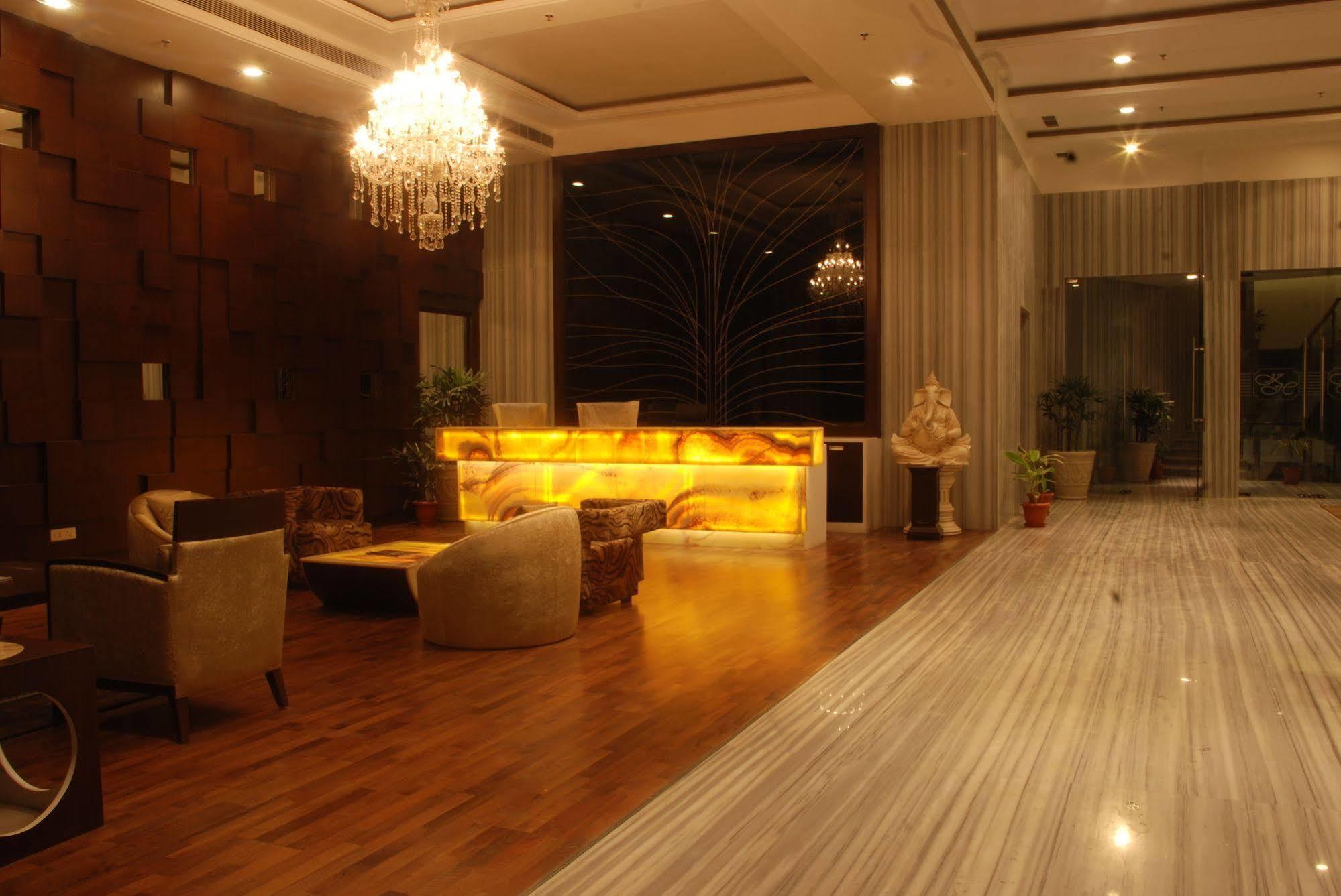 Pluto's New Delhi