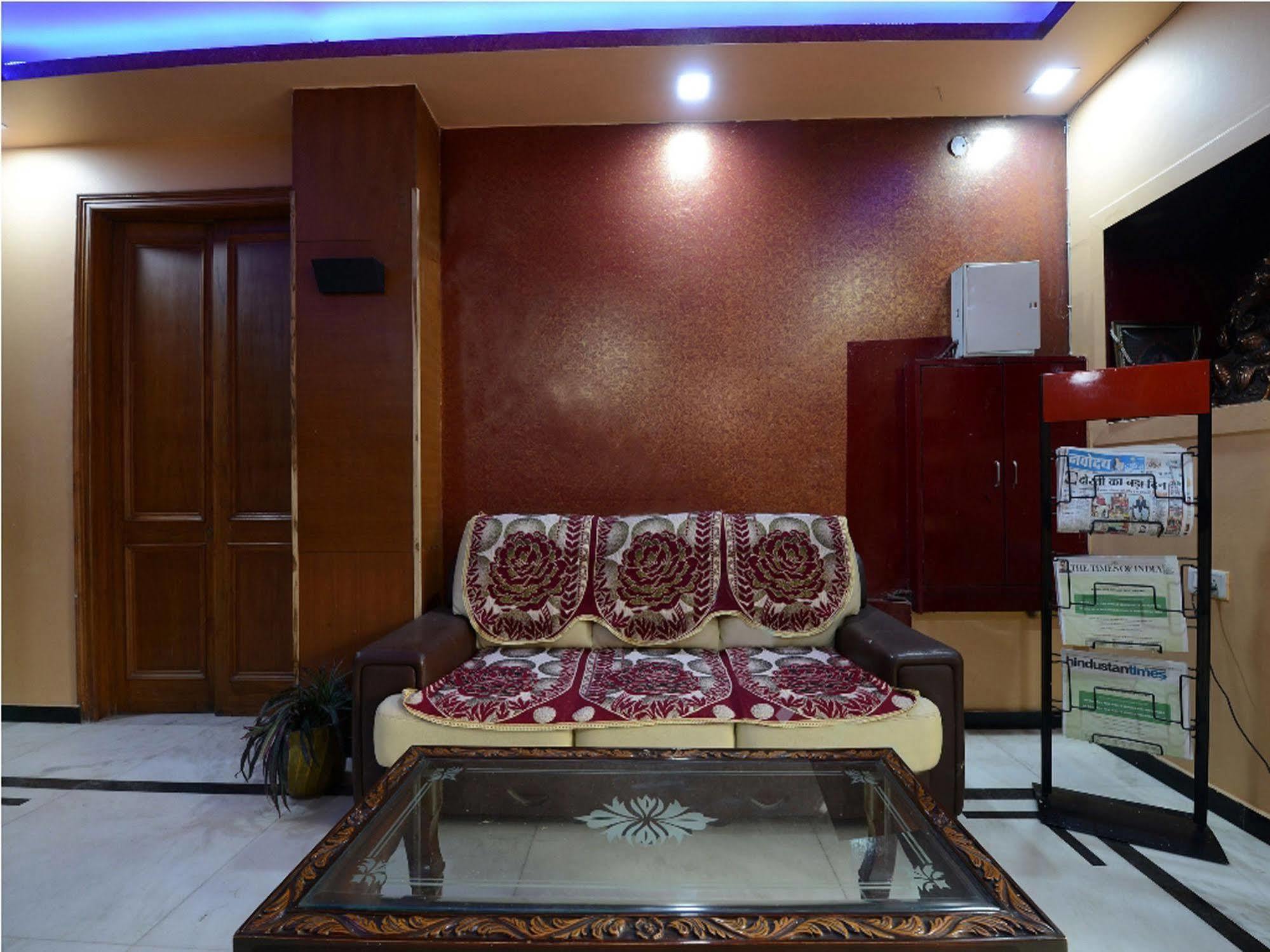 Hotel Airport Vishal Residency 3*