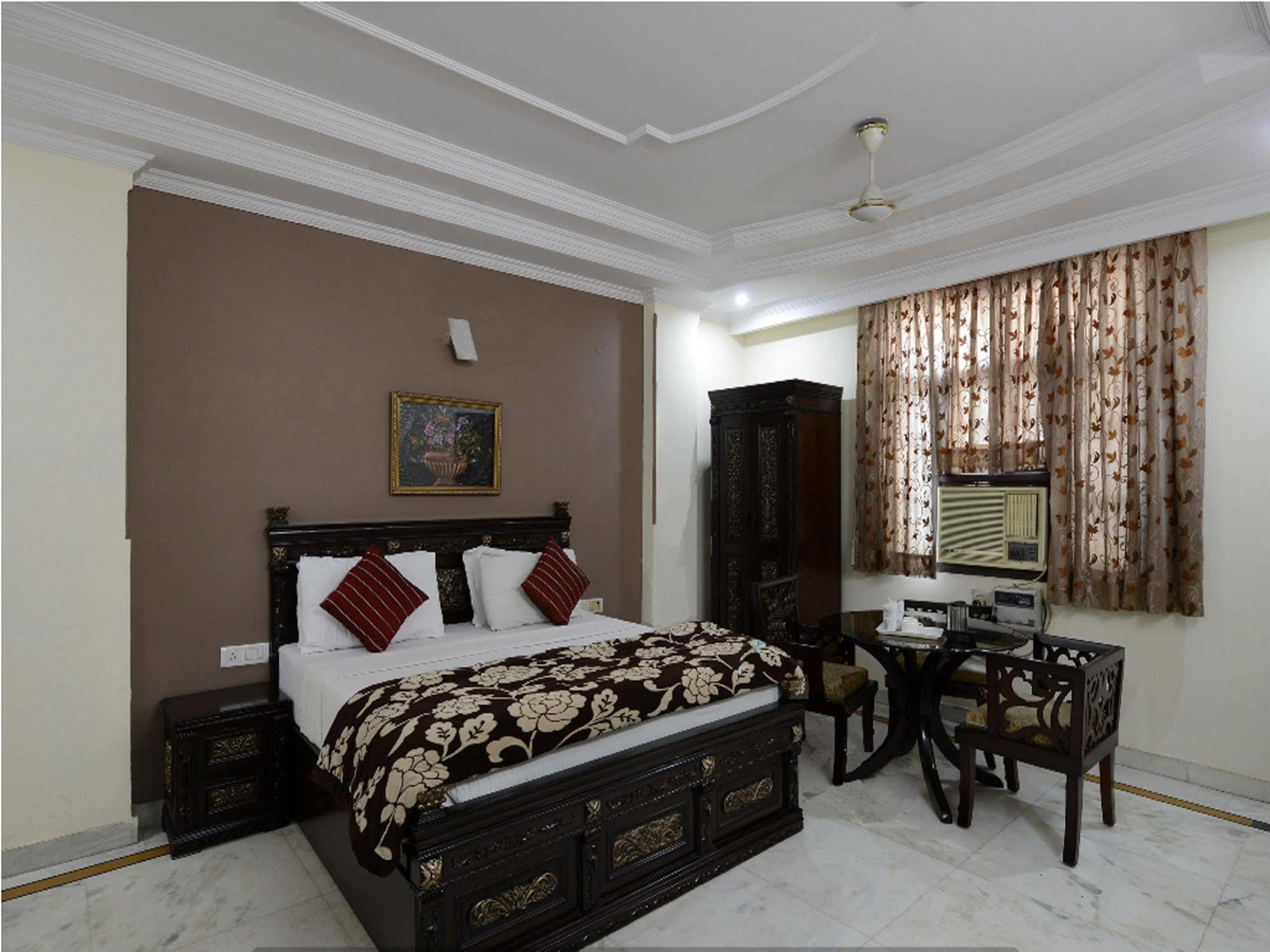 Airport Vishal Residency