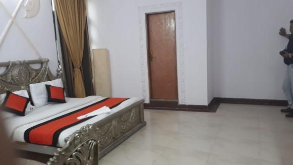 Hotel Ivory Palace Delhi (National Capital Territory of India)