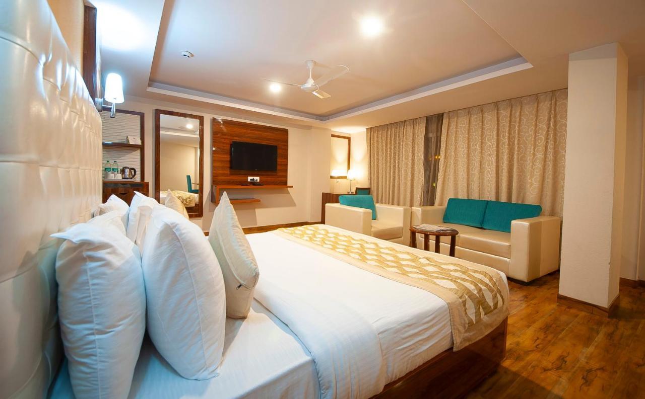 Airport Ramhan Palace Mahipalpur Hotel
