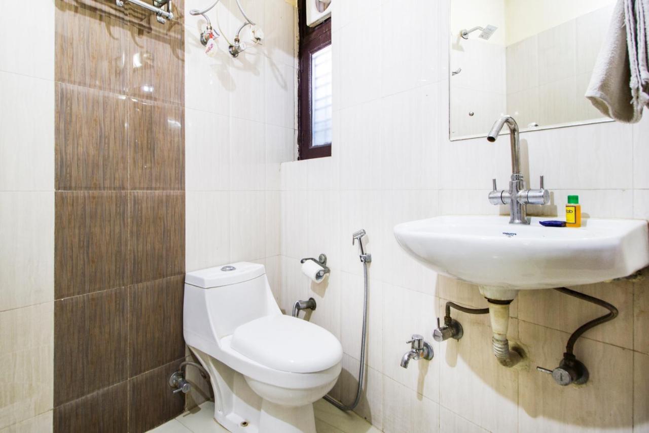 Hotel Fabhotel Luck Residency Delhi Airport