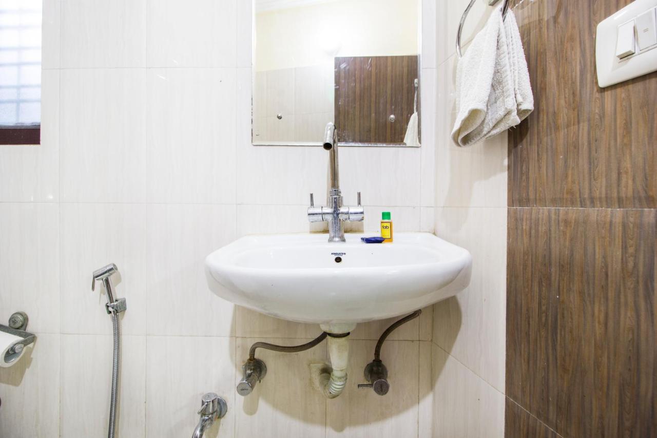 Hotel Fabhotel Luck Residency Delhi Airport Nova Deli