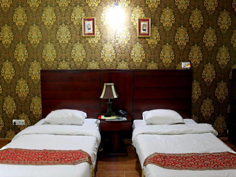 Enkay Residency V Block * Delhi (National Capital Territory of India)
