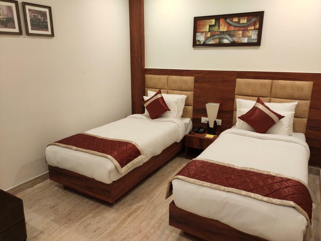 Hotel Red Crown