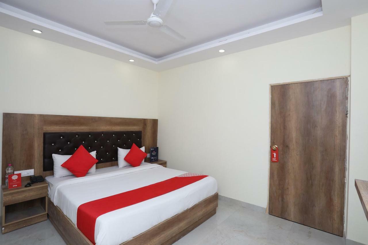 Hotel Cozy Cave Delhi Aiport New Delhi