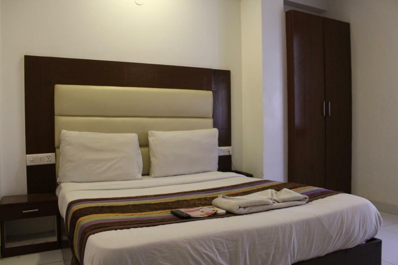 Hotel Opal