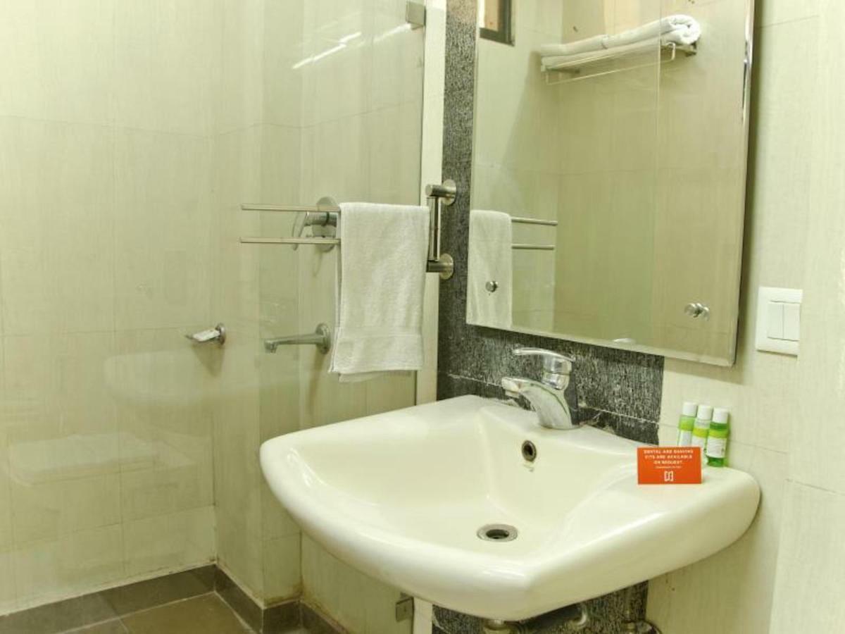 Moments-near Blk Hospital Hotel 3*