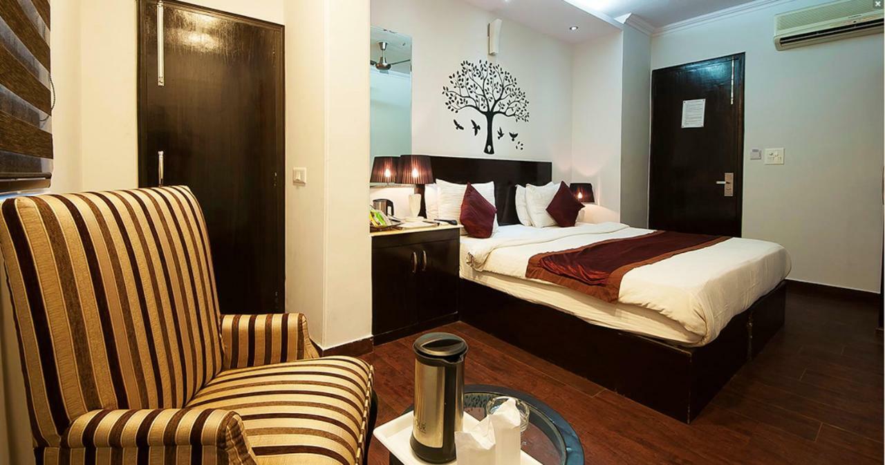 Hotel Moments-near Blk Hospital Delhi (National Capital Territory of India)