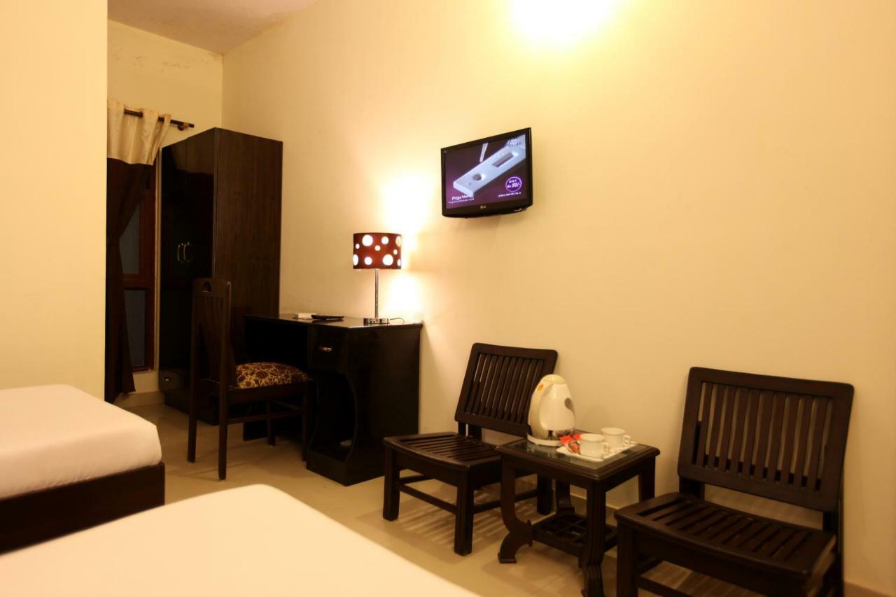 Hotel Airport Near Delhi International Airport 4*
