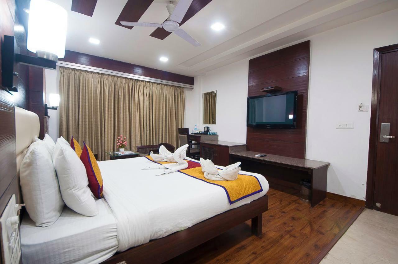 Amaltas International - Delhi-16 New Delhi