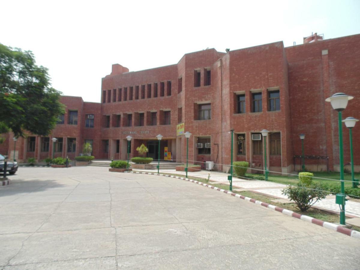 Albergue Ymca Greater Noida Programme Centre