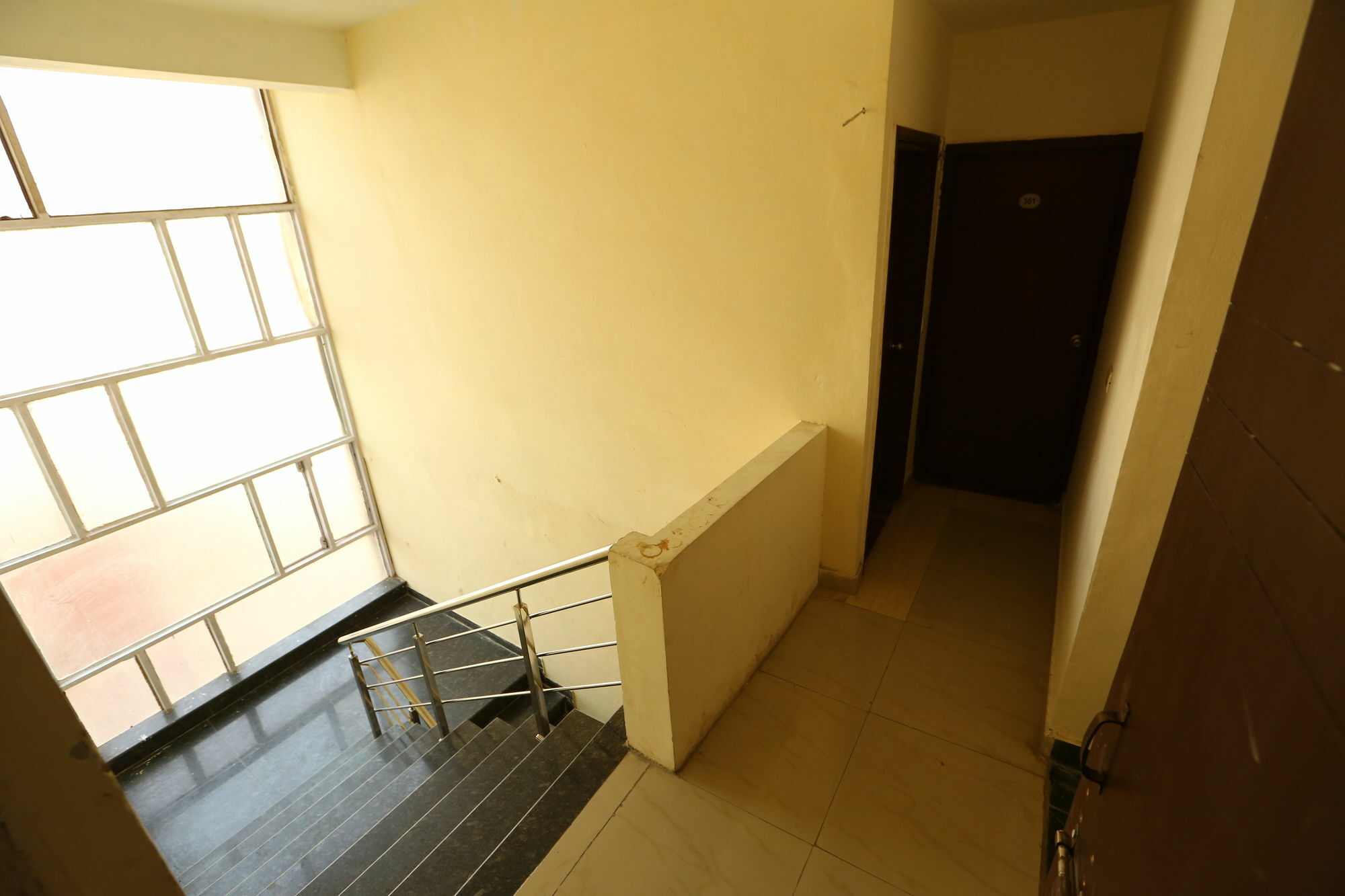 Hotel Clayton Near Igi Airport Delhi 3*