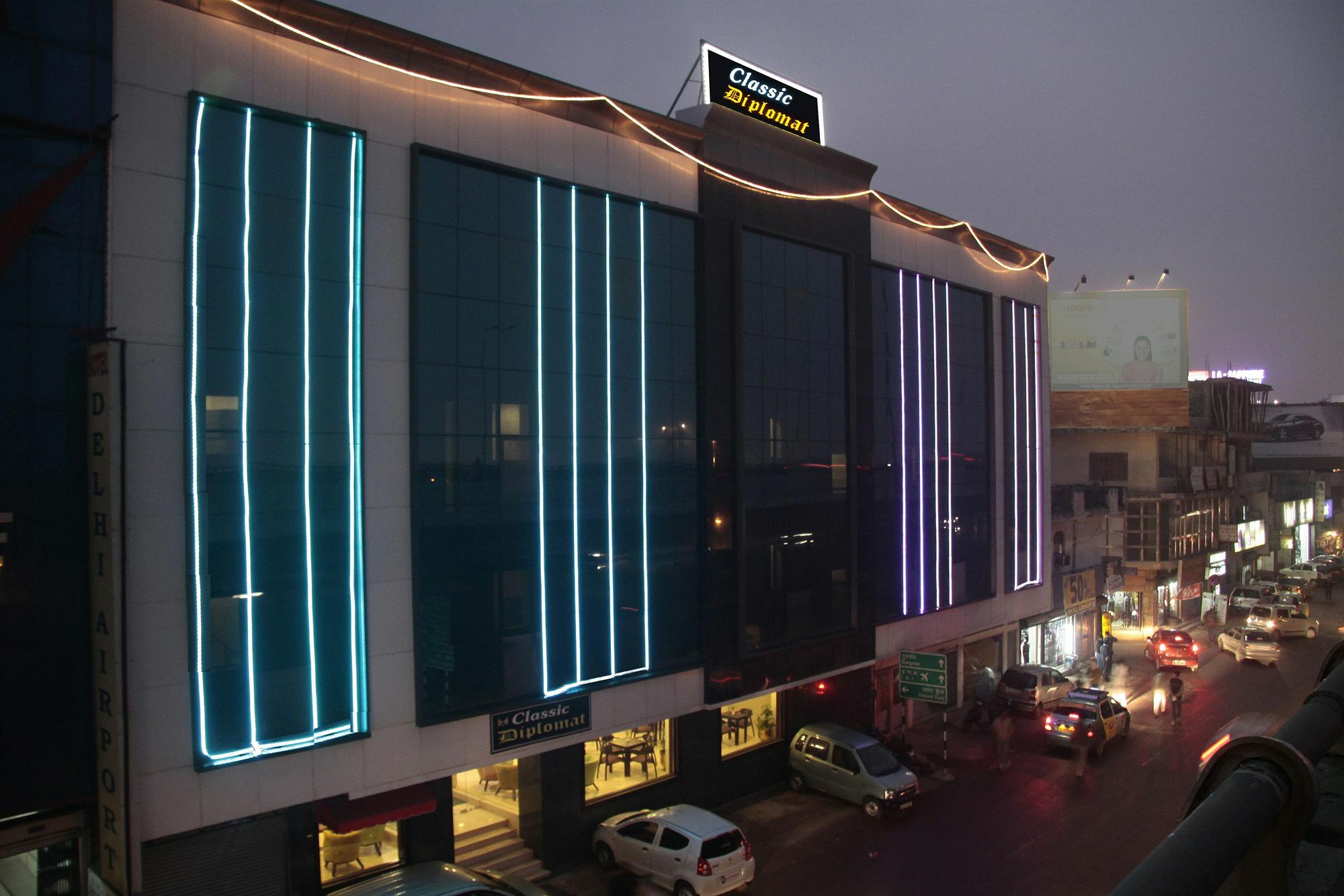 Classic Diplomat Hotel 3*