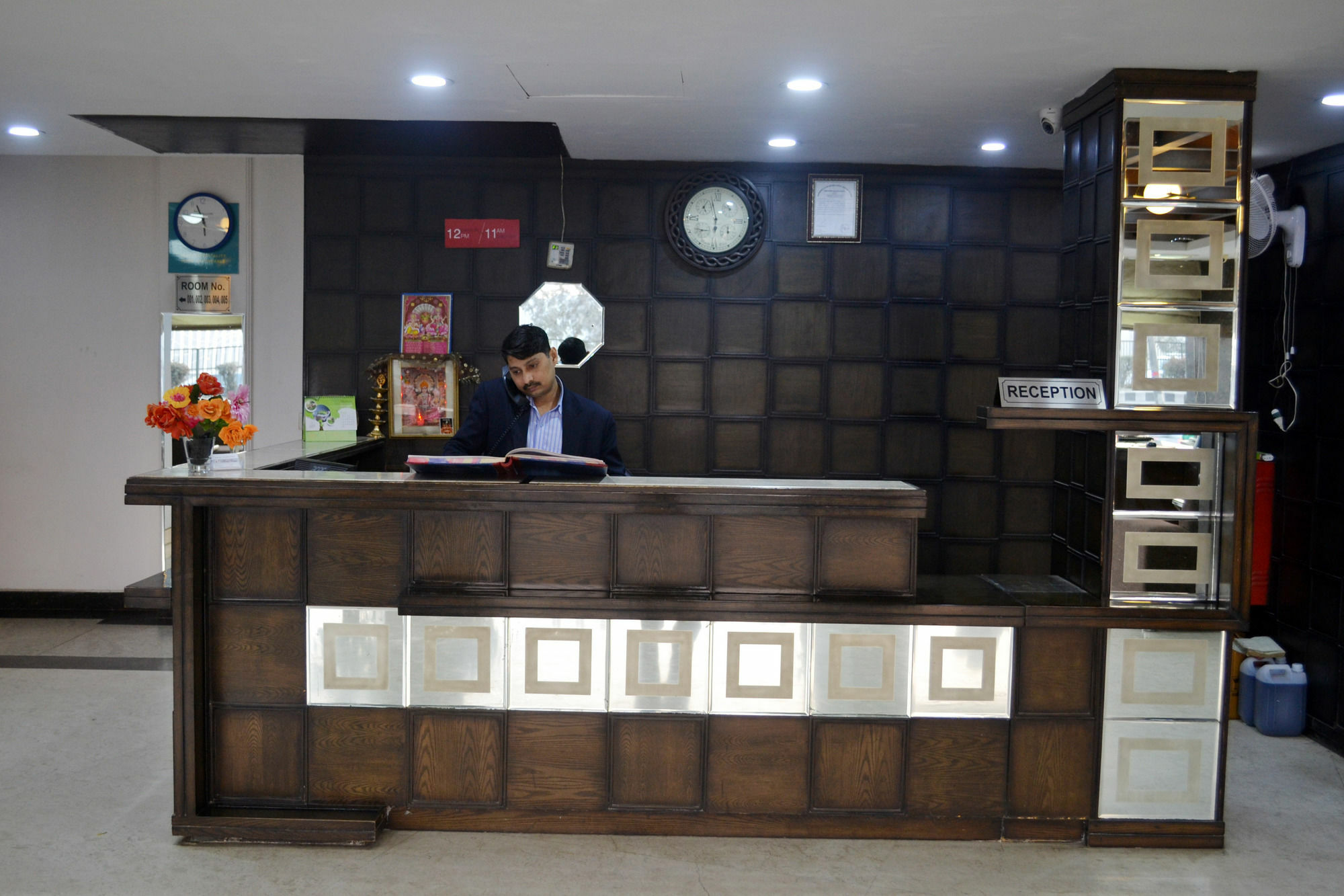 Hotel Smart Plaza Delhi Airport