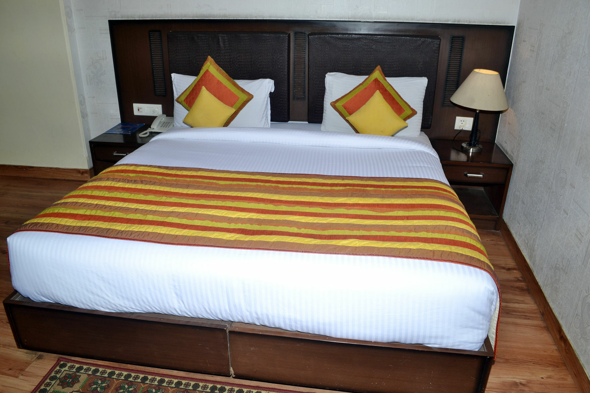 Smart Plaza Delhi Airport Hotel Nova Deli