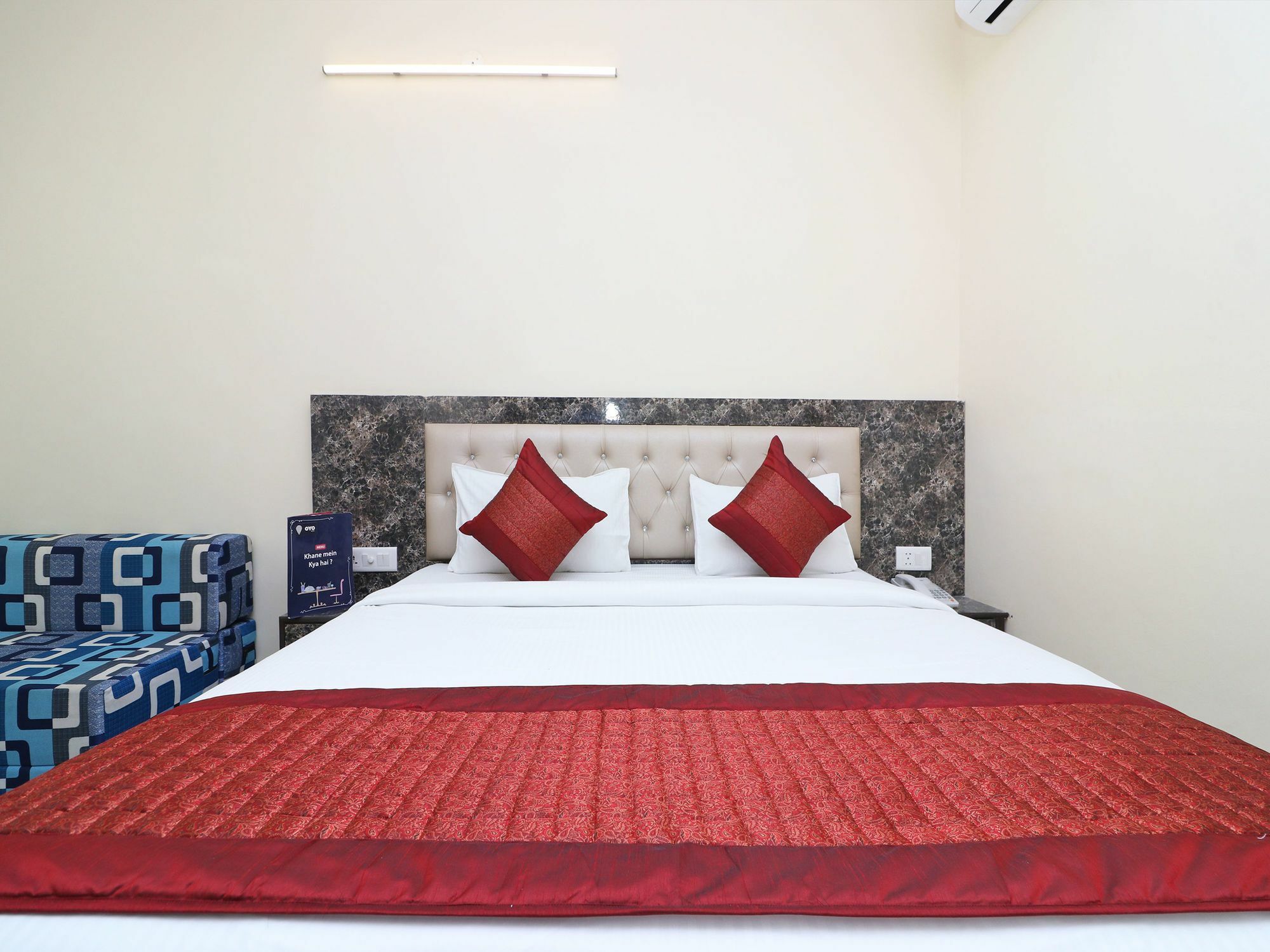 Hotel Oyo 13658 Tanish Palace New Delhi