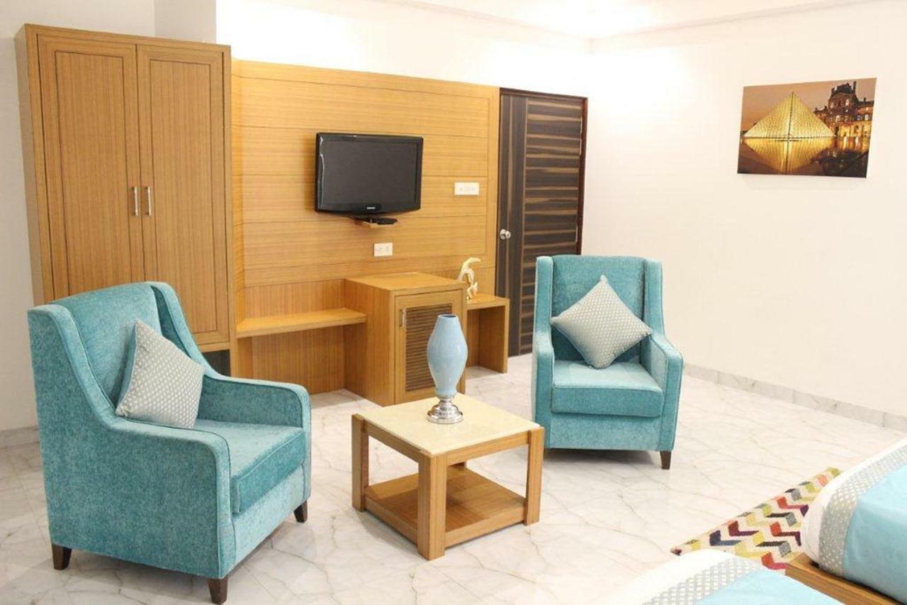 Star By Star Group- Near Delhi Airport Nova Deli