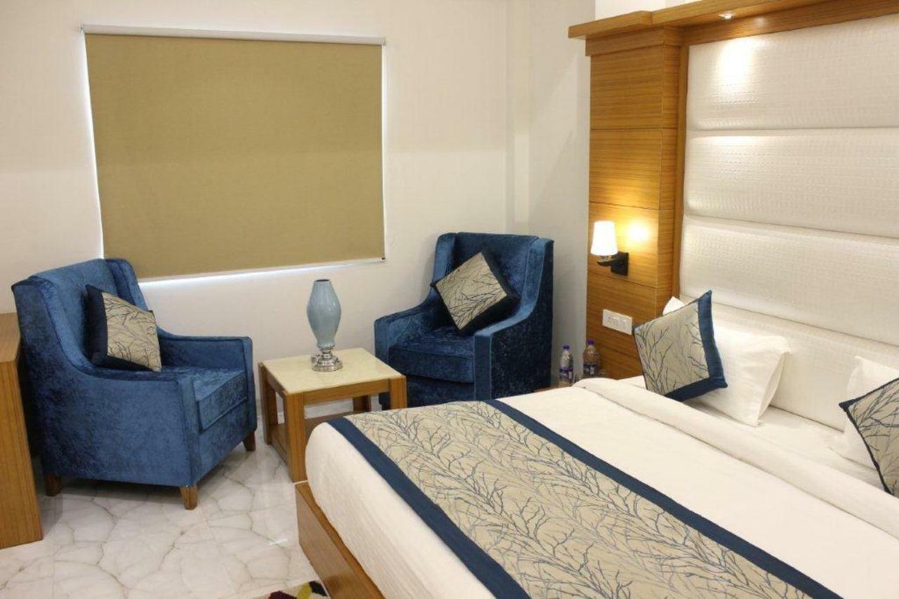 Star By Star Group- Near Delhi Airport Nova Deli
