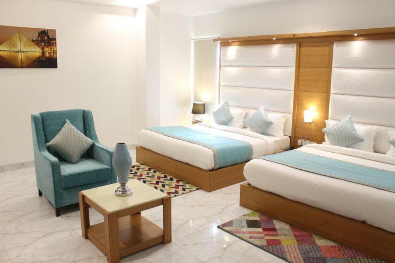 Hotel Star By Star Group- Near Delhi Airport 3*