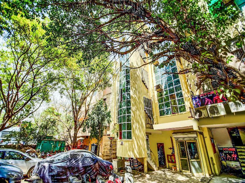 Oyo 28461 Royal Hotel 3*